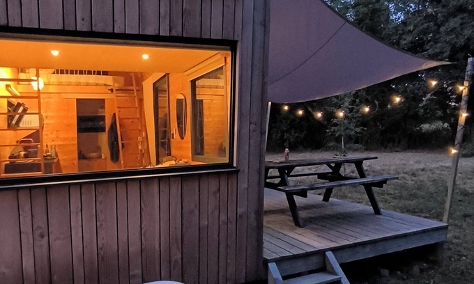 Saint-Jacques-d'Ambur Ski Chalet | Tiny house AMBUR Unusual accommodation