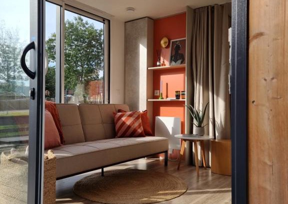 Kropswolde Bed & Breakfast | Tiny house aan het Zuidlaardermeer - vlakbij Groningen