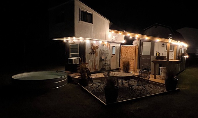 Ellisville Other | Tiny house on small farm minutes away from HGTV's Hometown Laurel & Hattiesburg