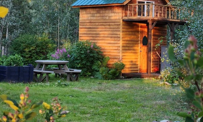 Whitehorse Cabin | Tiny House on Urban Farm-Glamping