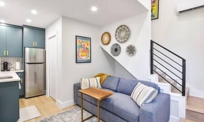 MLK House | Tiny House-Sleeps 4-Kitchen-Washer/Dryer-Patio