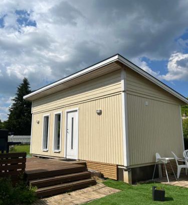 Heberg House | Tiny house with shared pool, max 4 people