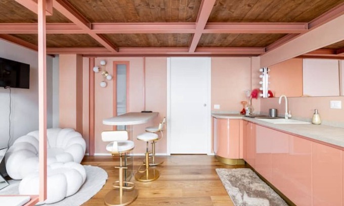 Calvairate Apartment | Tiny loft with dehor