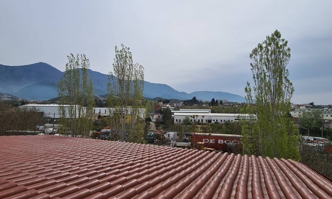 Kamez House | Tirane Tranquility Cottage