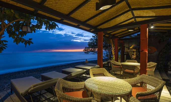 Purwakerti Cottage | TIRTA GANGGA, Spacious Family Room in Amed, Pool Access