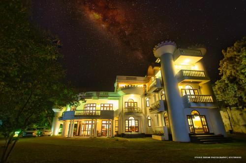 Yatinuwara House | Tiverton Homestay