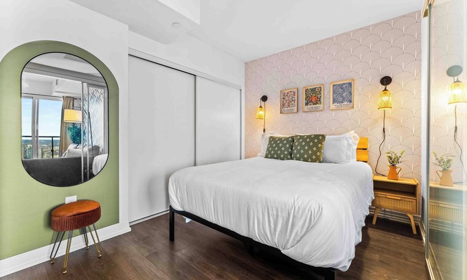 Garden District Condo | TMU Ryerson | Eaton Centre | George Brown College