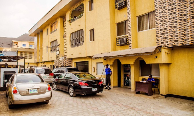 Ikeja Apartment | Tobby Royal Suites