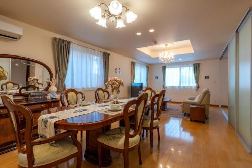 Nishikoiwa Villa | Tokyo Koiwa European Luxury Mansion 4 Bedrooms2 ToiletsEV HanedaNarita Direct Max 8 Guests
