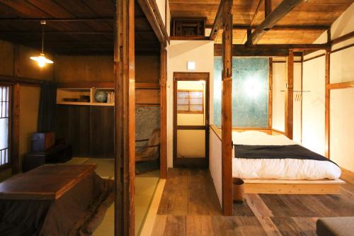 Akasaka Apartment | TOKYO LITTLE HOUSE