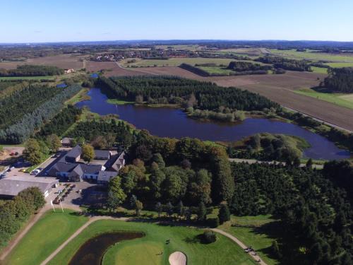 Funder Kirkeby Apartment | Tollundgaard Golf Park & Apartments