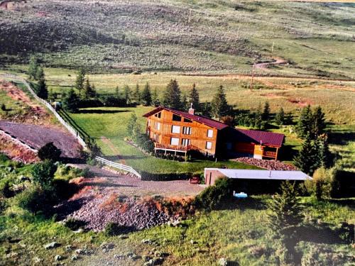 Emigrant House | Tom Miner Creek Main House