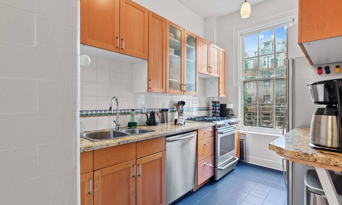 East Village Apartment | Tompkins Place by Rove Travel | 2BR Stylish Apt