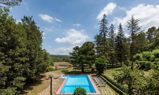 Sant Llorenc Savall Ski Chalet | ton L'Aviador de Can Ton, family holiday house