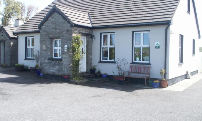 Doolin House | Toomullin House Accommodation