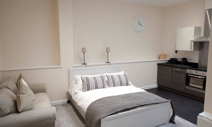 Ipswich Apartment | Toothbrush Apartments - Central Ipswich East - Rope Walk