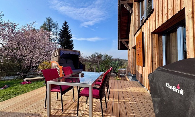 Berggieshubel Apartment | TOP modern apartment-Alpakahof zum Himmelreich, terrace, parking lot, fantastic location