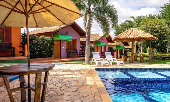 Tuiuti House | TOP HOUSE with VIEW of the mountains; POOL, Wifi 128 Mbps, PET FRIENDLY