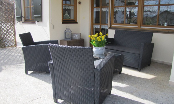 Ebersberg District Apartment | Top location between Munich and Kufstein, ideal for Messe München