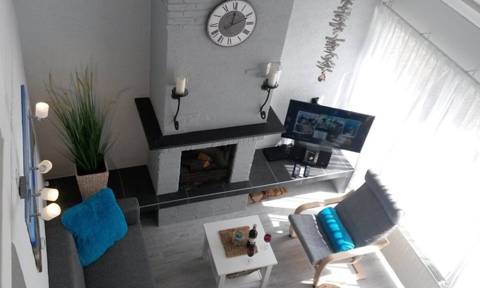 Bruinisse House | TOP renovated holiday home by the sea/WiFi free