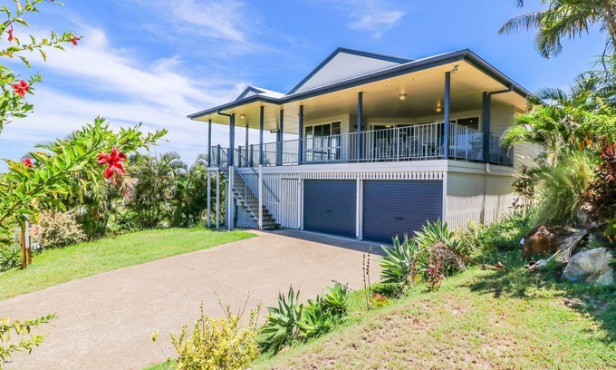 Agnes Water House | TOP SPOT holidays at Agnes - Agnes point views