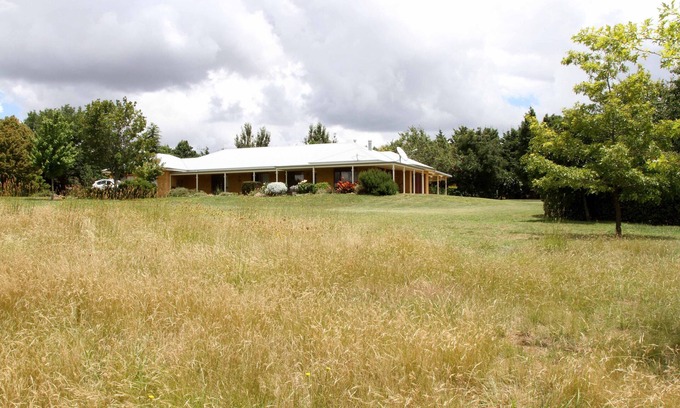 Shadforth House | Topsy's Corner - large rural house near Orange