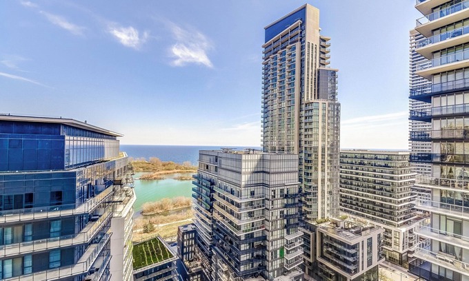 Humber Bay Shores Apartment | Toronto Condo with Lake Views