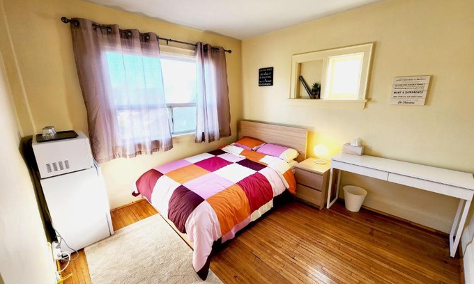 Oakwood Village House | TORONTO Midtown Spot 3