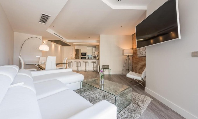 Moncloa - Arguelles Apartment | Torre Madrid Boutique