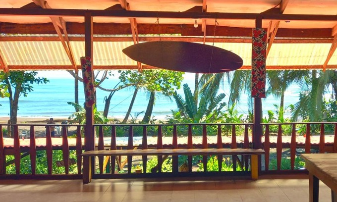 Tortuguero Cabin | Tortuguero Adventures Beach House