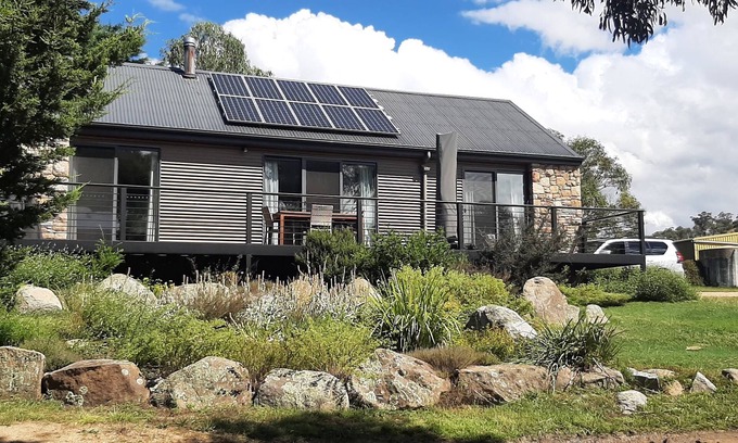 Jindabyne Cottage | TOUCHDOWN COTTAGES JINDABYNE