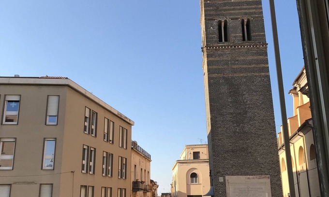 Velletri Apartment | Tower view apartment in the city center