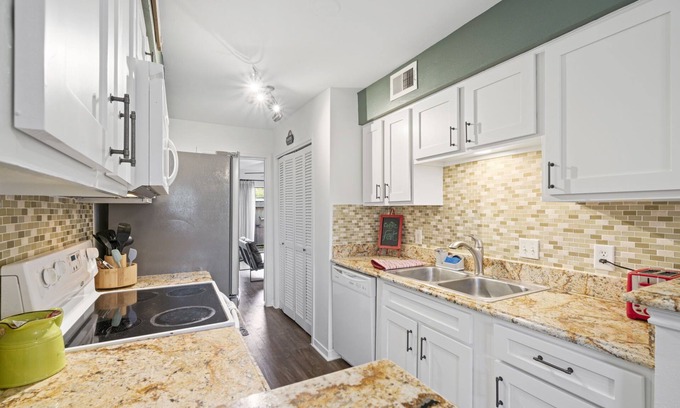 Briarforest House | Townhome at a convenient location