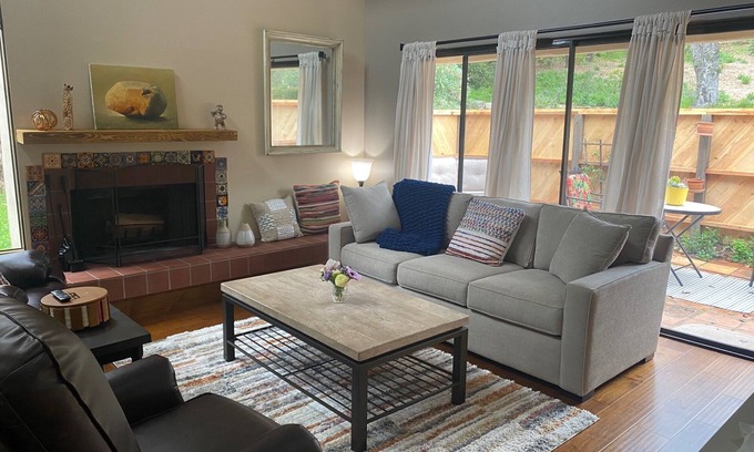 Meiners Oaks House | Townhome in Magical Ojai