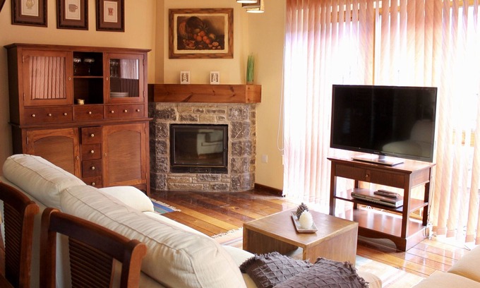 Gessa House | Townhouse in Gessa - Naut Aran