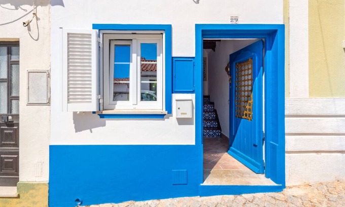 Silves House | Townhouse in Silves with Portuguese Charm and Modern Amenities