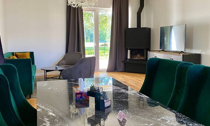 Pirita House | Townhouse nearby TW tower and Botanical garden!