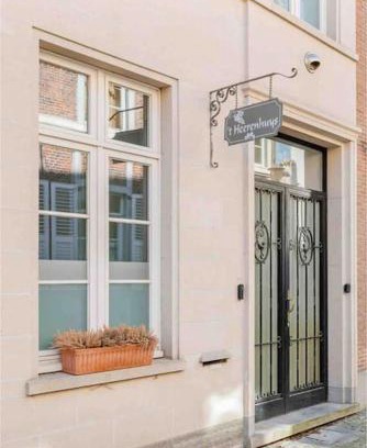 Eeklo Apartment | Townhouse room heerenhuys