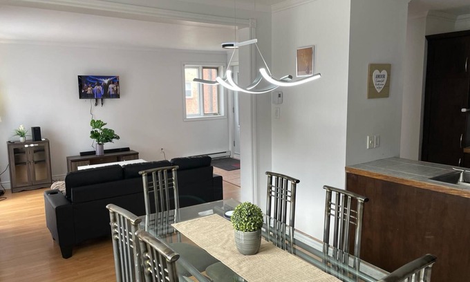 Lachenaie Apartment | Très Beau Appartement Paisible et Agréable Dans le Vieux Terrebonne