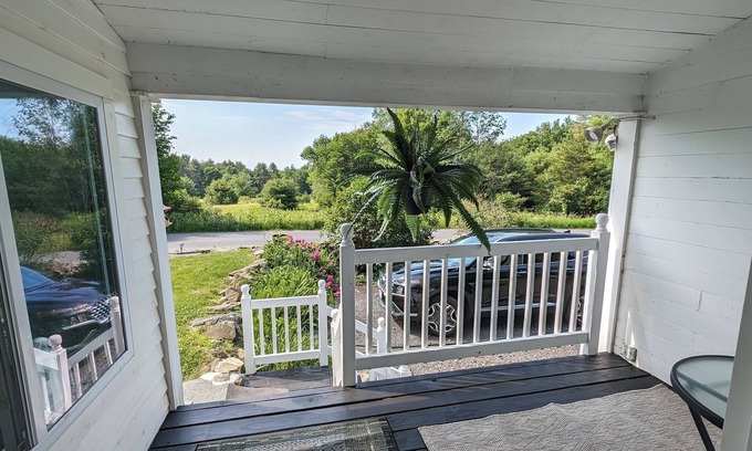 Lake Luzerne-Hadley Apartment | Track Season Adirondack Farmhouse Apartment