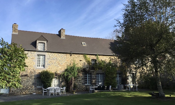 Saint-Pierre-de-Plesguen Other | Traditional French farmhouse in Brittany