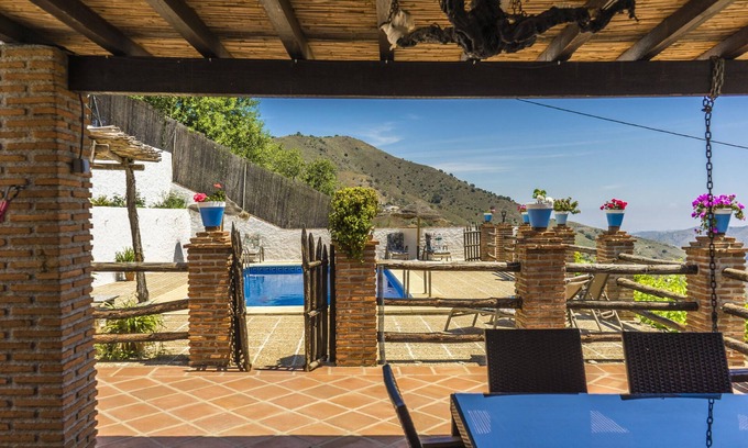 El Borge Cottage | Traditional andalusian house/Long winter vacation offers !
