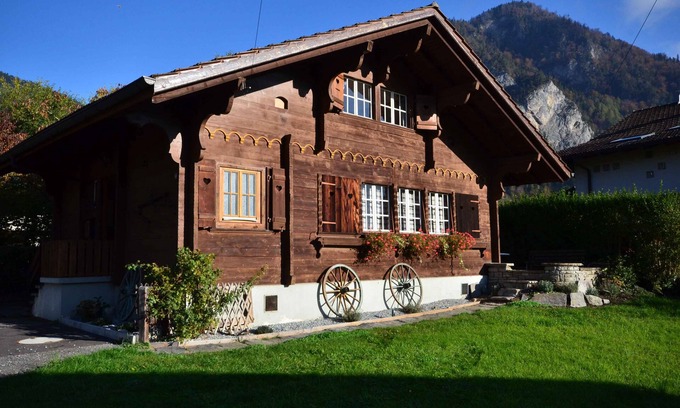 Unterseen Ski Chalet | Traditional Chalet with views of the Eiger, Monch & Jungfrau!