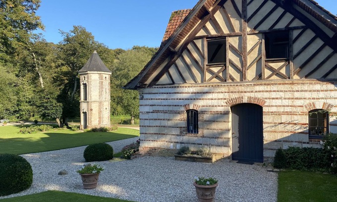 Fransu House | Traditional cottage for a peaceful and relaxing stay