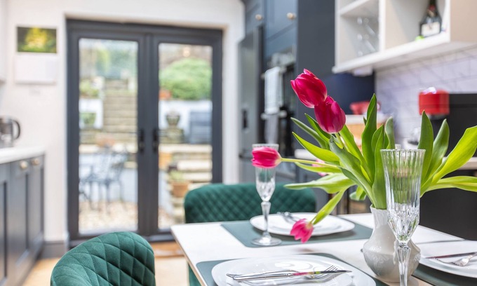 Ampleforth Cottage | Traditional Country Cottage - Pet Friendly