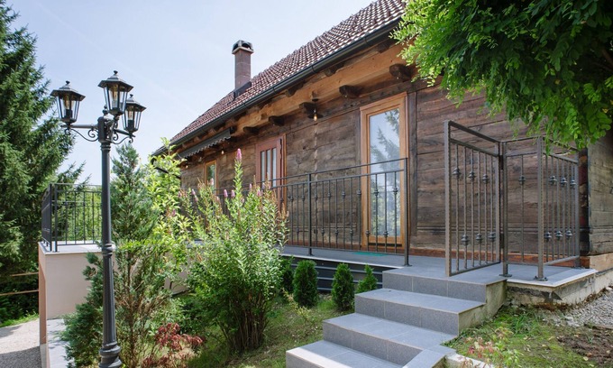 Koranski Brijeg House | Traditional House Korana, Barilović, Croatia
