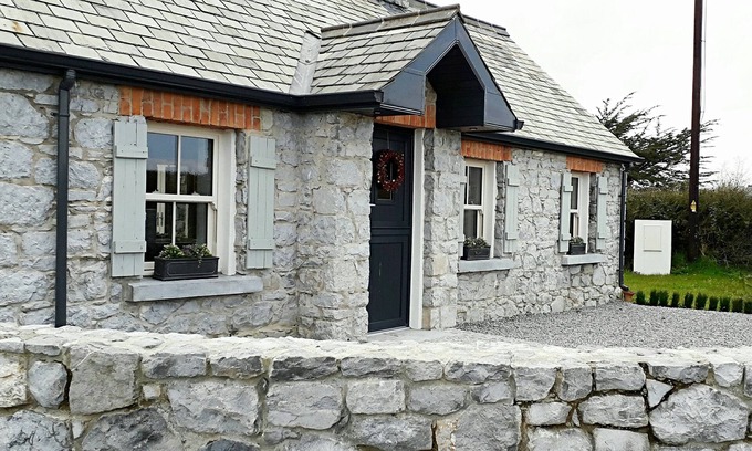 Ardagh Cottage | Traditional Irish Stone Cottage