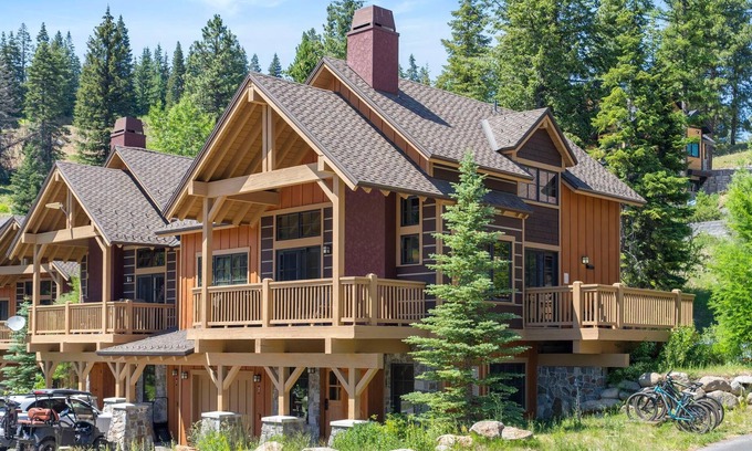 Tamarack Resort House | Traditional Townhome |Private Hot Tub, Soaking Tub