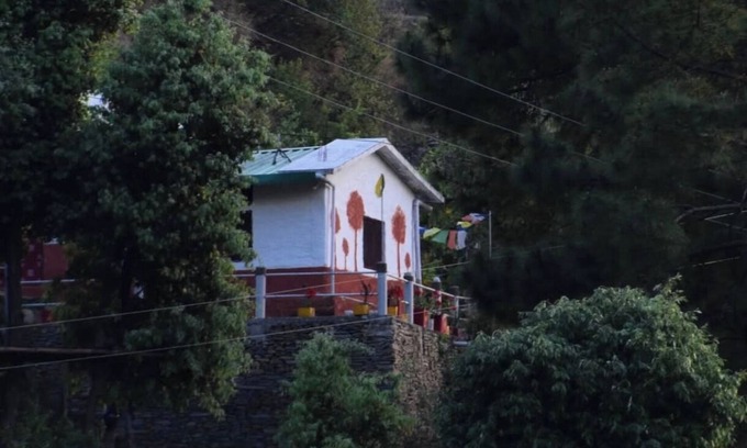 Sirala House | Traditional village stay 2-bedroom