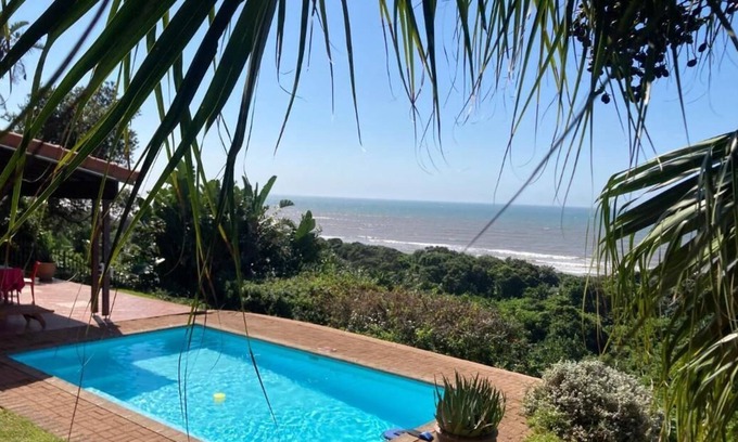 Trafalgar House | Trafalgar Beach House